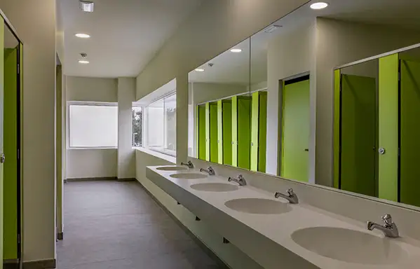 Vestidores polideportivo A Pinguela